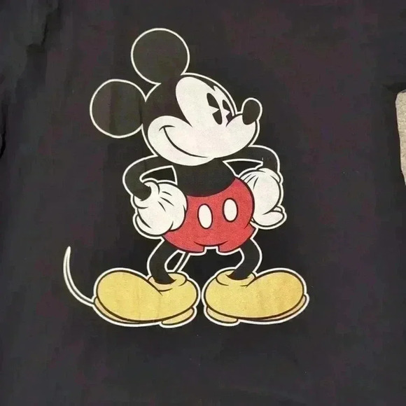 Disney tshirt  - Picture 2 of 4